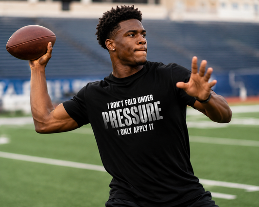 I Don’t Fold Under Pressure Men’s Premium Heavyweight Tee