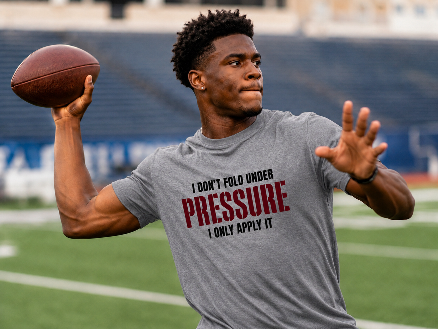 I Don’t Fold Under Pressure Men’s Premium Heavyweight Tee